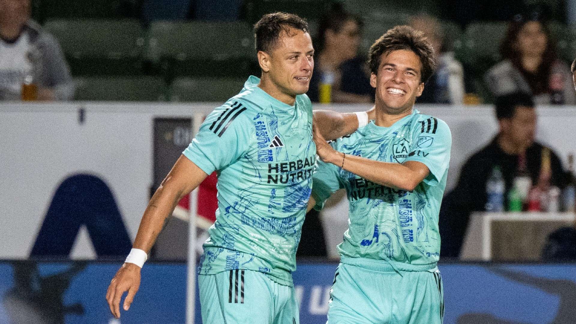 的运动员在 的运动员在